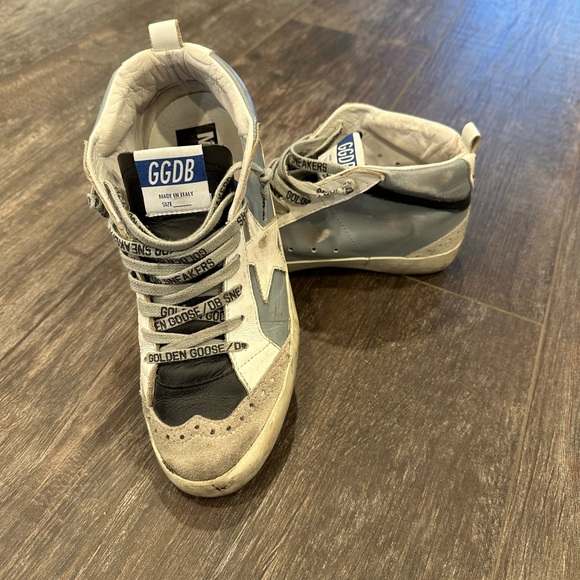 Women’s Golden Goose Mid Star Sneakers - Picture 4 of 5